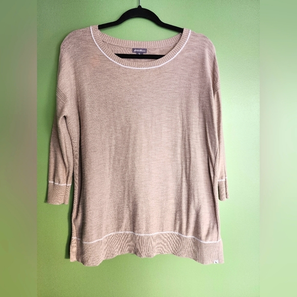 Eddie Bauer beige sweater small - Picture 1 of 5